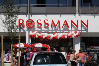 Rossmann szykuje promocyjną "fiestę". Obniżki cen poszczególnych towarów o ponad połowę
