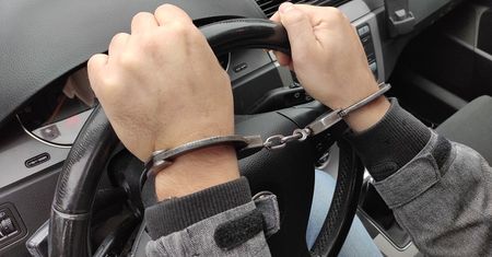 Oleśnica. Spowodował wypadek nietrzeźwy i bez prawa jazdy. Jest wyrok w sprawie Dawida P.