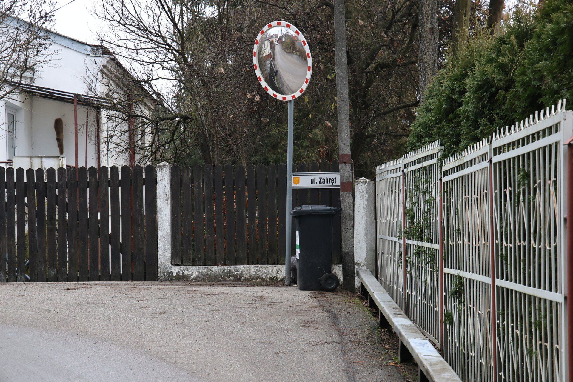 Zmiana zasad ruchu na ulicy Zakręt w Kielcach. Szczególnie ważna dla mieszkańców Pakosza.