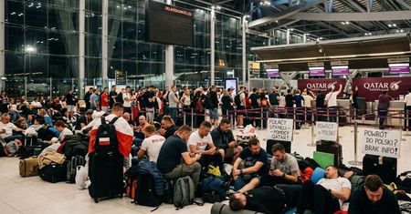Polacy utknęli w drodze z Tajlandii. Koczują. "Loty odwołane"