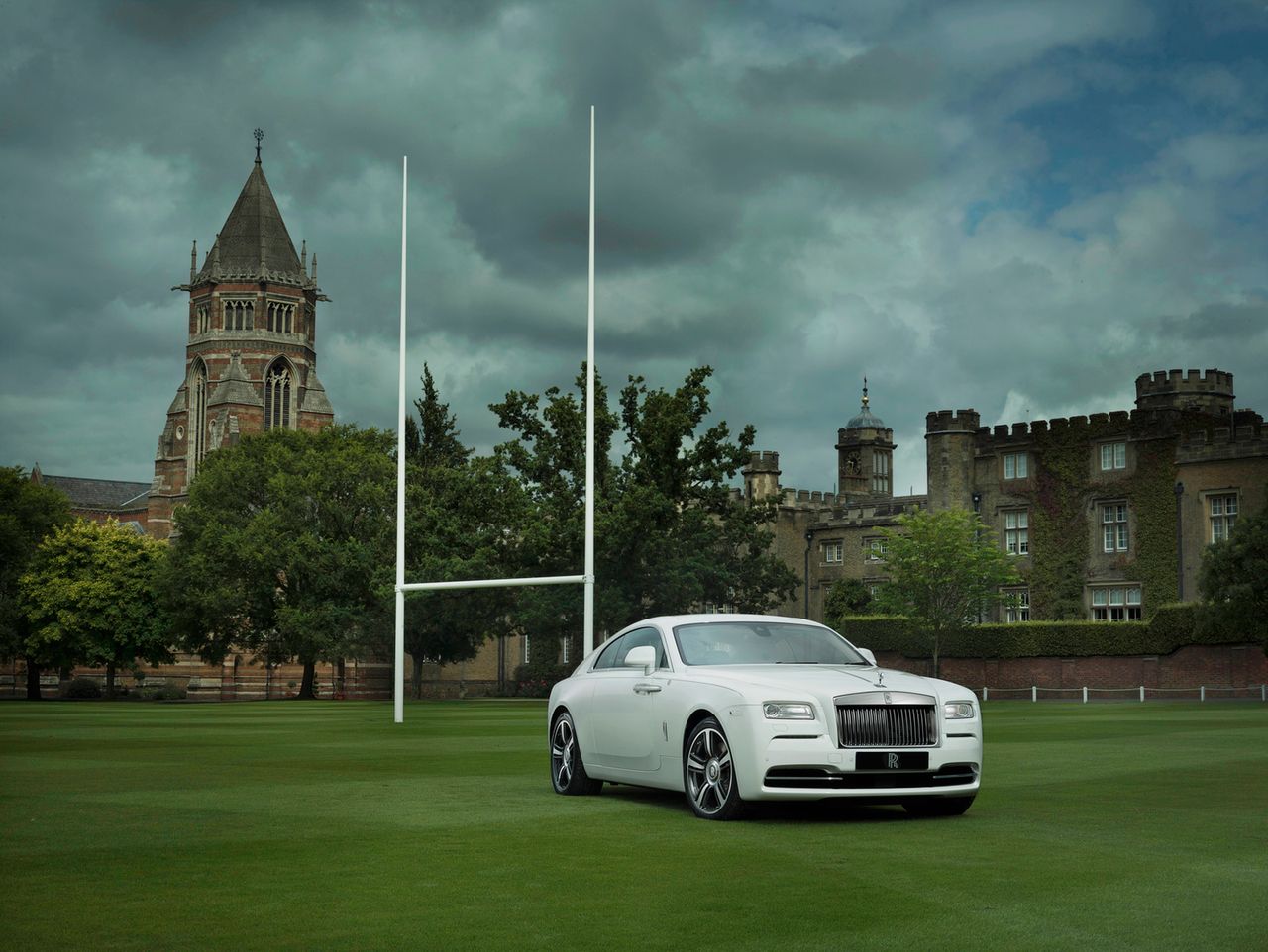 [h2]Rolls-Royce Wraith – History of Rugby[/h2]