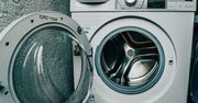 Pralka padła? Naprawiać czy kupić nową? Sprawdzamy koszty serwisu w Warszawie