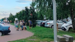 Płońsk: 11-latki potrąciły seniorkę hulajnogą elektryczną. Kobieta trafiła do szpitala
