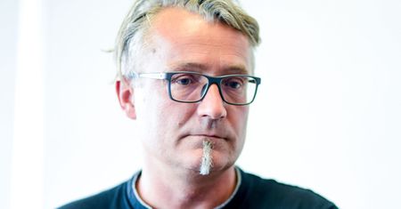 Autor książki "Zatoka świń" rozlicza film Latkowskiego