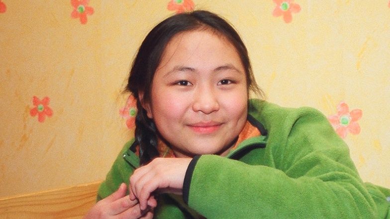 Zosia z "Rodziny Zastępczej" posyła uśmiechy ze ścianki