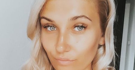 Tiktokerka @wolsiaky jest stomiczką. Tłumaczy, dlaczego opowiada o swojej chorobie