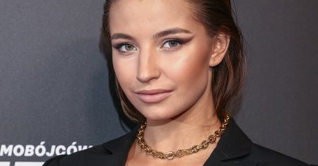 Julia Wieniawa zdradziła swój sposób na zrzucenie wody z organizmu. Stosuje to, przed ważnymi wyjściami