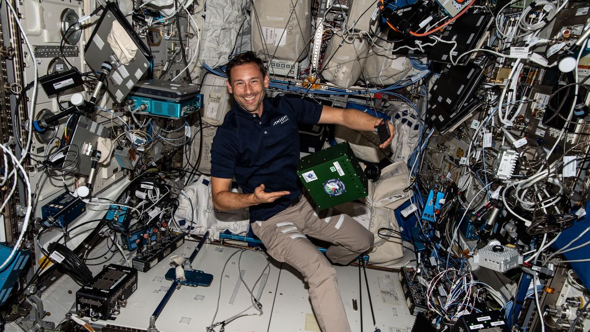 Sławosz Uznański-Wiśniewski na pokładzie stacji kosmicznej ISS