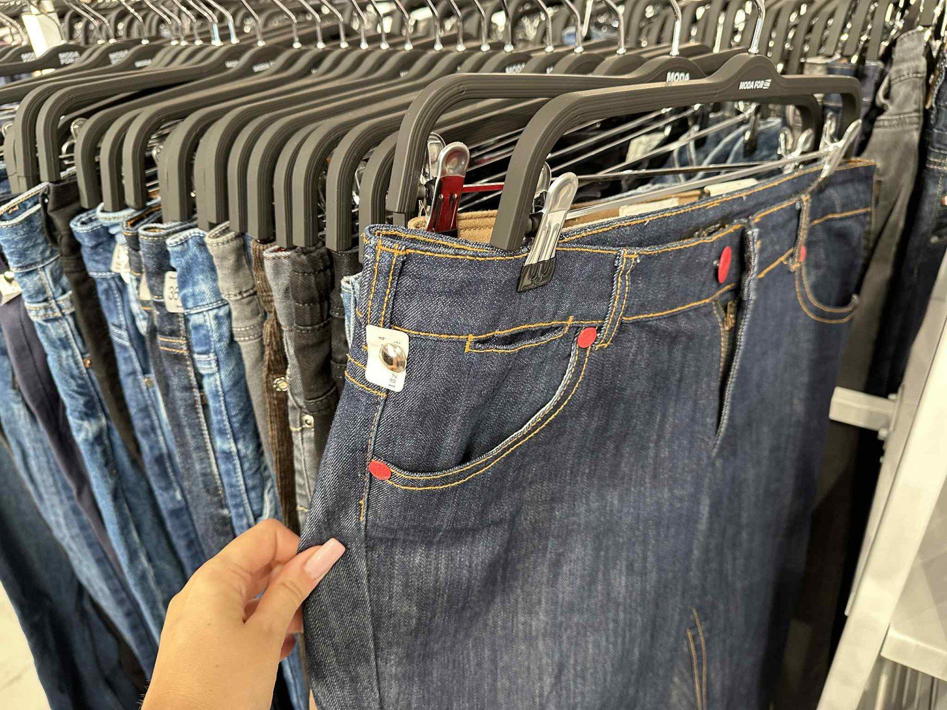 nowy sklep - moda for less pabianice