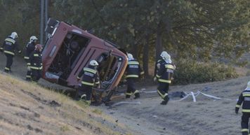 Tragedia na węgierskiej autostradzie. Polski autobus wpadł do rowu. 12 osób nie żyje