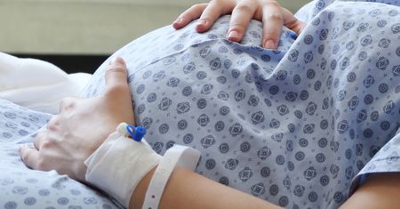 34-latka zmarła po cesarskim cięciu. Jej mama ostrzega inne kobiety