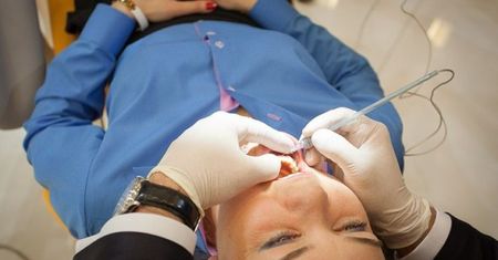 Epidemia próchnicy i bolesne znieczulenia. Polska rzeczywistość?