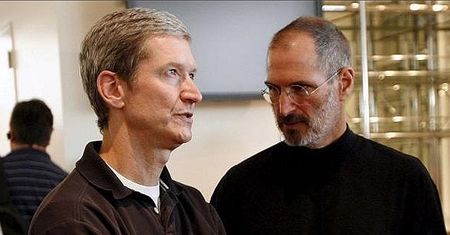 Ile kosztuje 10 lat pracy nowego szefa Apple?