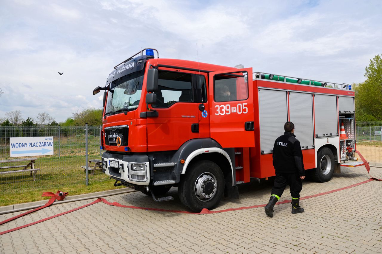 Warszawa. Awaria dźwigu na wysokości 35 piętra