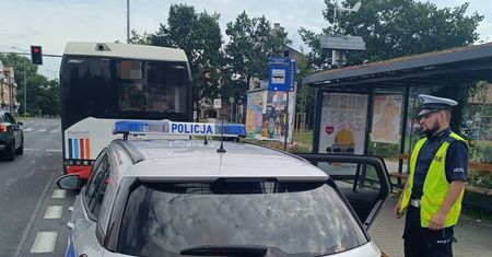 Pasażer wyczuł, że coś jest nie tak. Od razu zadzwonił na policję