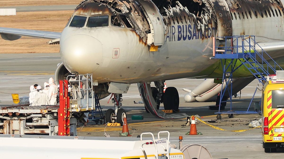 Przyczyny pożaru nie są znane, ale podejrzewa się m.in. wybuch p