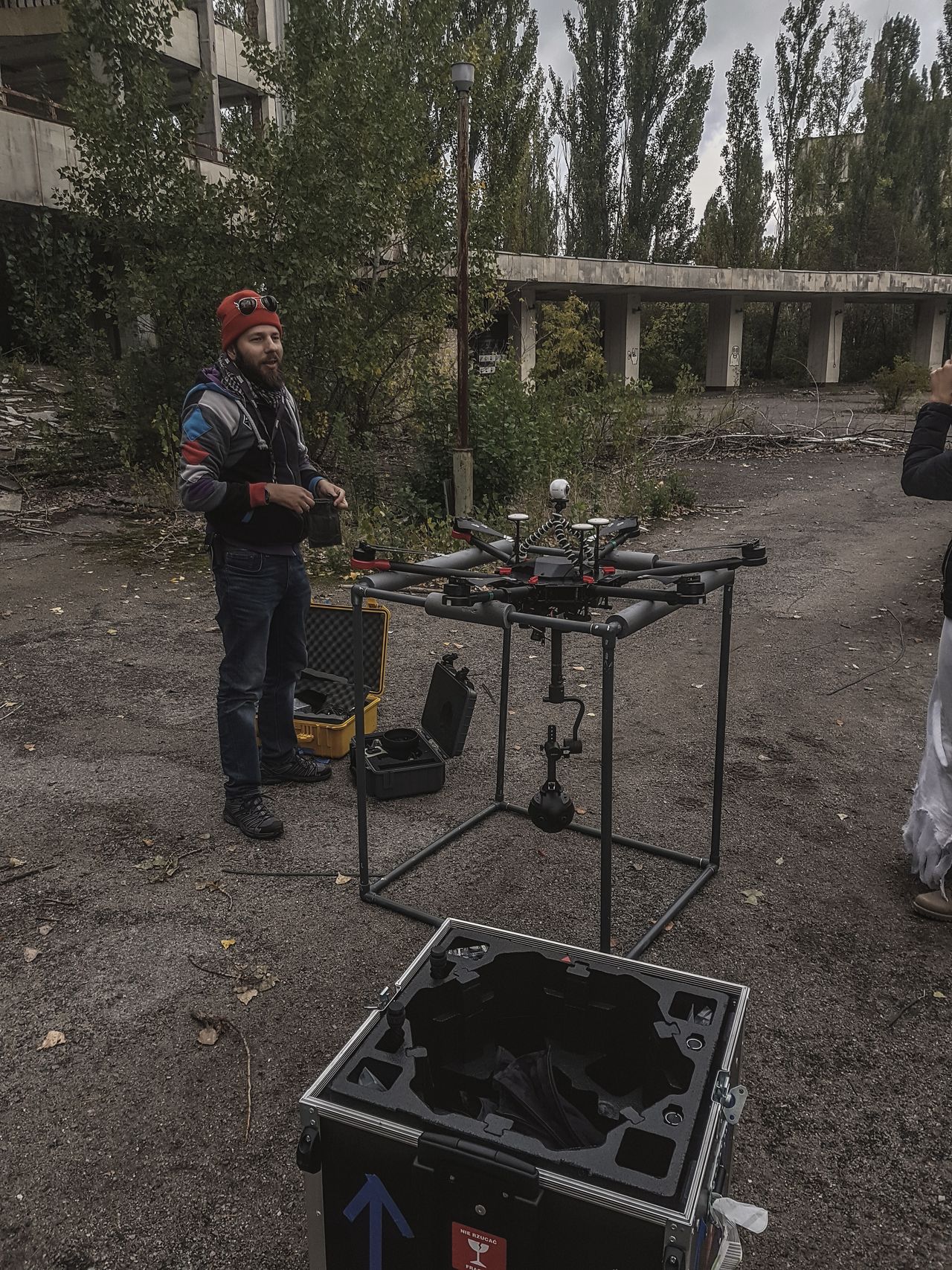 Do skanowania ogromnych terenów używano latającego drona