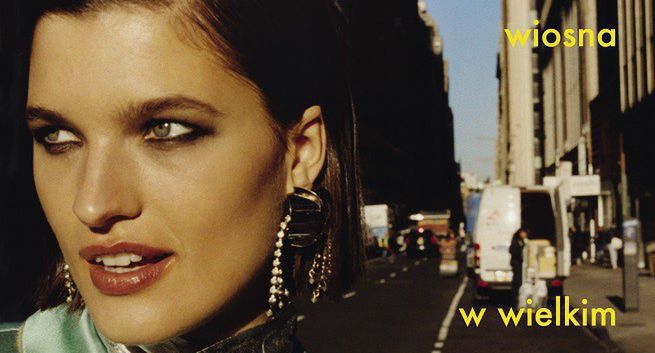 Wydawca "Vogue Polska" obniża wynagrodzenia i likwiduje stanowiska