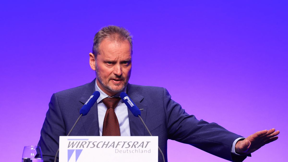 Airbus zwolni nawet 2,5 tysiąca osób. Prezes działu Defence and Space Michael Schoellhorn podaje powód