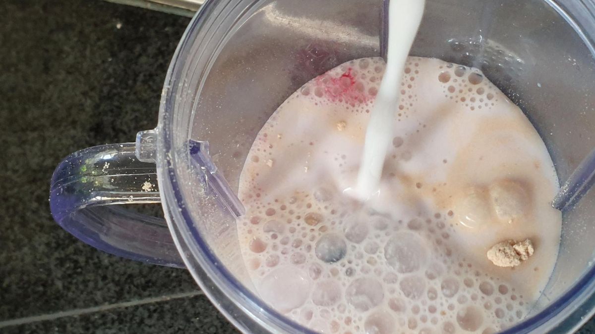 Napój roślinny może być dobrą alternatywą dla mleka krowiego, ale tylko wtedy, gdy wybierane jest świadomie