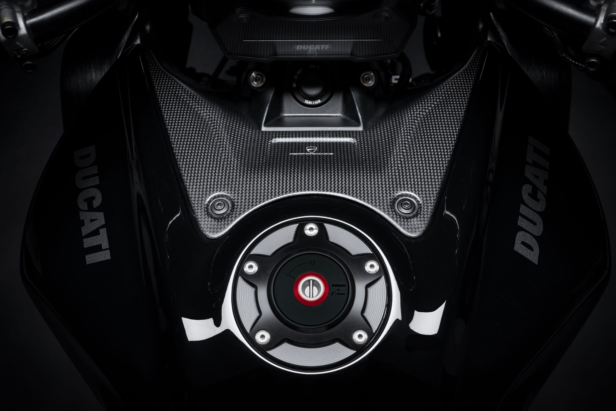 Ducati Diavel V4