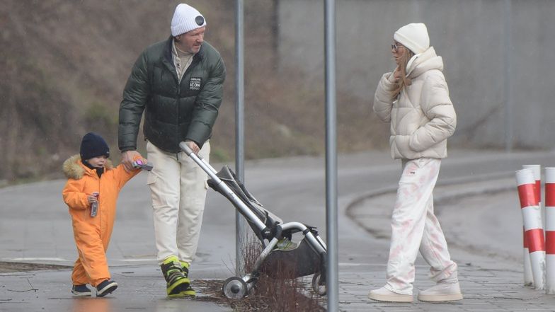 Małgorzata Rozenek i Radosław Majdan na spacerze z Heniem