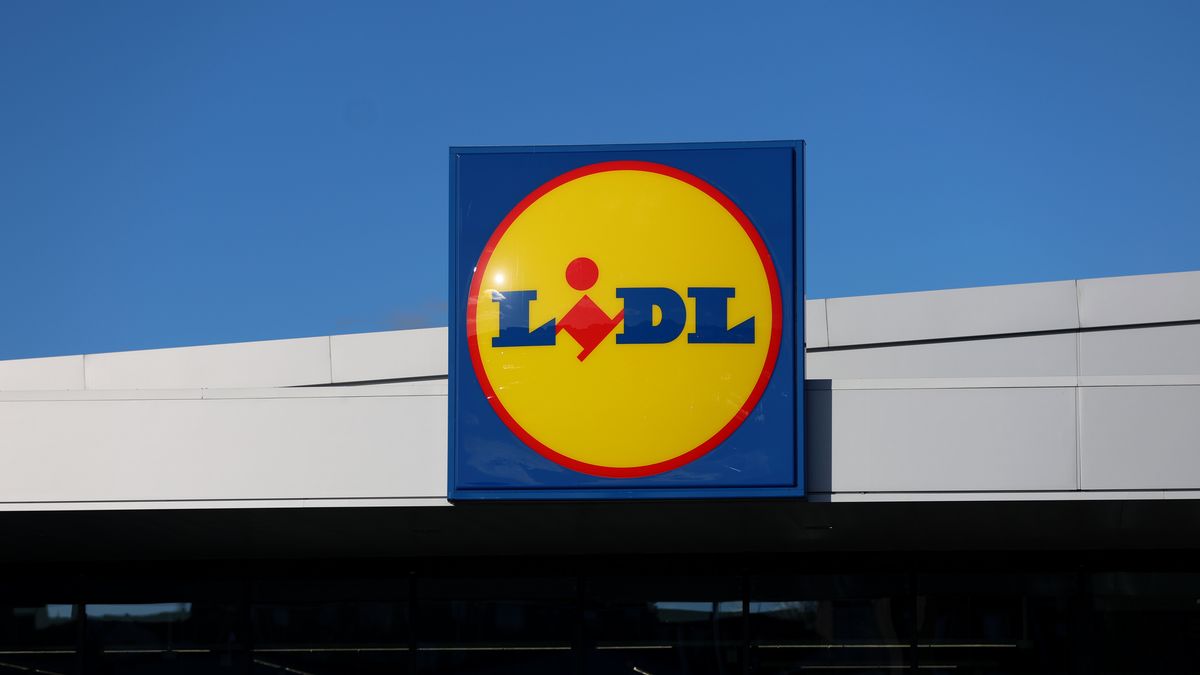 STOKE-ON-TRENT, ENGLAND - JANUARY 09:  Lidl logo is displayed outside one of its stores on January 09, 2024 in Stoke-on-Trent, United Kingdom. (Photo by Nathan Stirk/Getty Images)