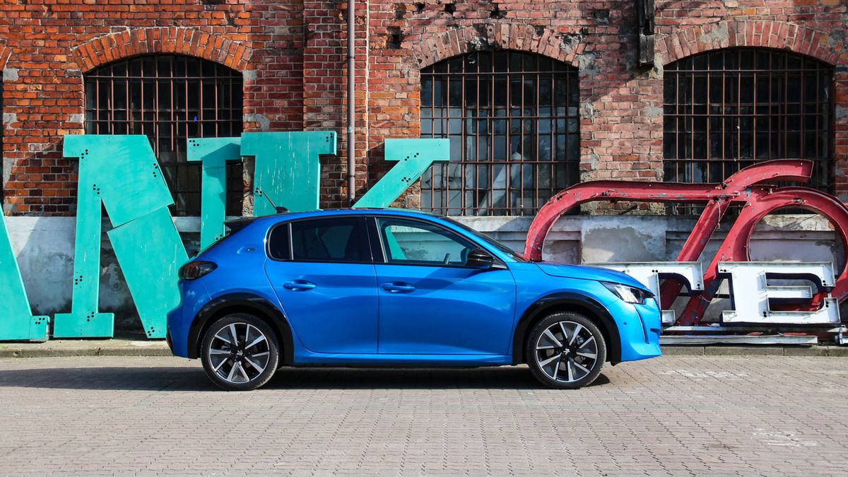 Elektryczne peugeoty teraz zajadą dalej