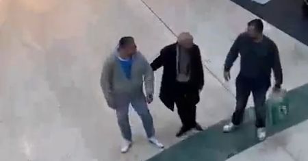 Afgańczyk obraził jego żonę. Wziął nóż. Nagranie z Niemiec