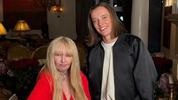 Spotkanie na szczycie: Iga Świątek ZNIENACKA odwiedziła Marylę Rodowicz w dniu jej 80. urodzin: "Stałam jak słup soli" (FOTO)