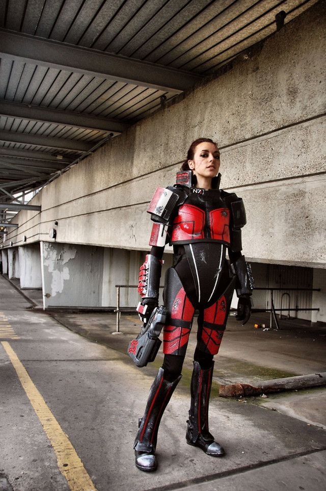 Shepard z Mass Effect "to zła kobieta była" 2