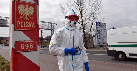 Gdzie i jak wyrzucać potencjalnie niebezpieczne odpady? Jest instrukcja dla obywateli, dla firm nie ma