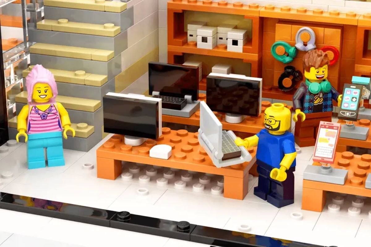 LEGO Apple Store