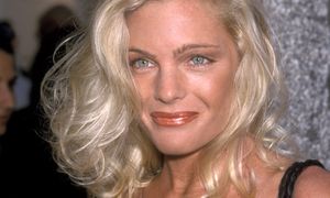 Rozkochiwała w sobie mężczyzn. Dziś jest mocno wytatuowana