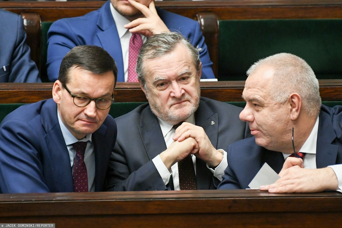 Napięcie na szczycie władz PiS rośnie.