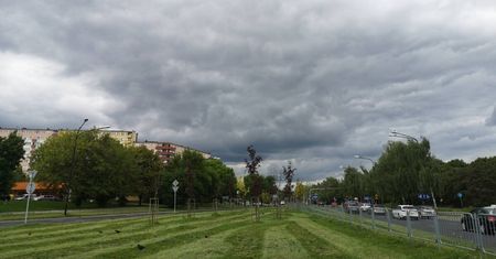 Burze możliwe dziś w naszym regionie. IMGW ostrzega