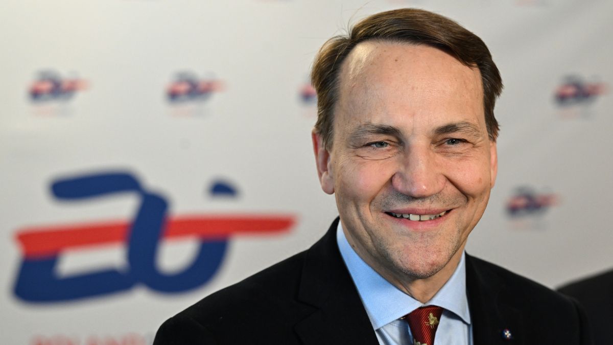 Sikorski o zaskakującej ugodzie z Dudą. "Ja zawsze pierwszy do zgody"