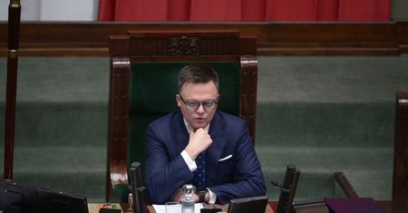 Hołownia zbulwersowany. Zabrał głos po incydencie z Braunem