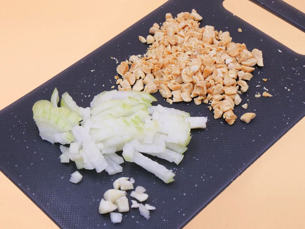 Zupa z orzeszków ziemnych przepis