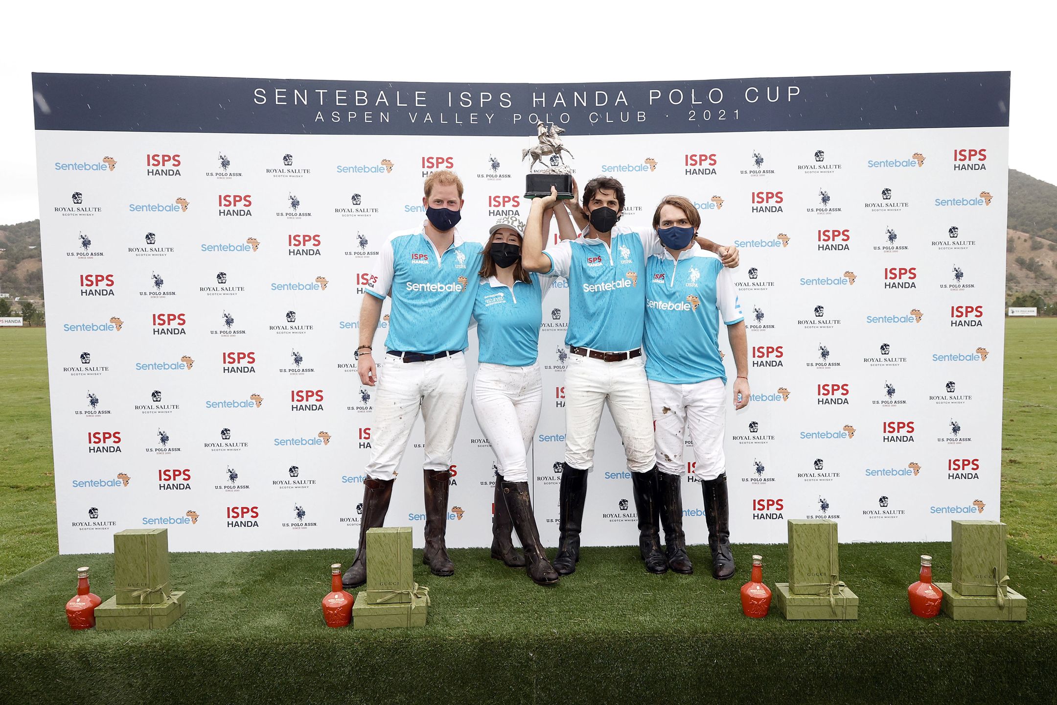 Harry na charytatywnym meczu polo