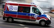 Mrozów: Kierowca wjechał w przystanek. Nie zdążyli go uratować