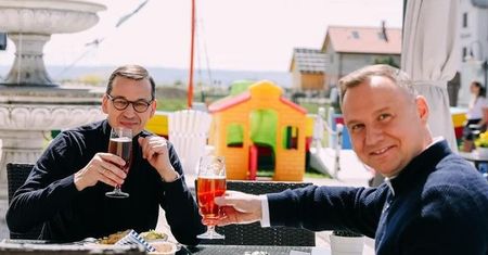 Wiktor Świetlik: "Duda i Morawiecki skazani na siebie. Łączy ich polityczny interes" [OPINIA]