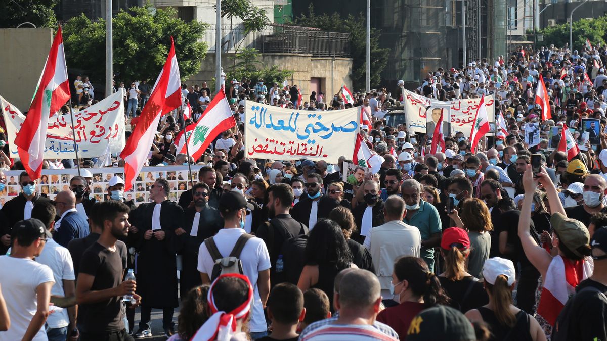 Tysiące niezadowolonych Libańczyków wyszło w środę na ulice Bejrutu