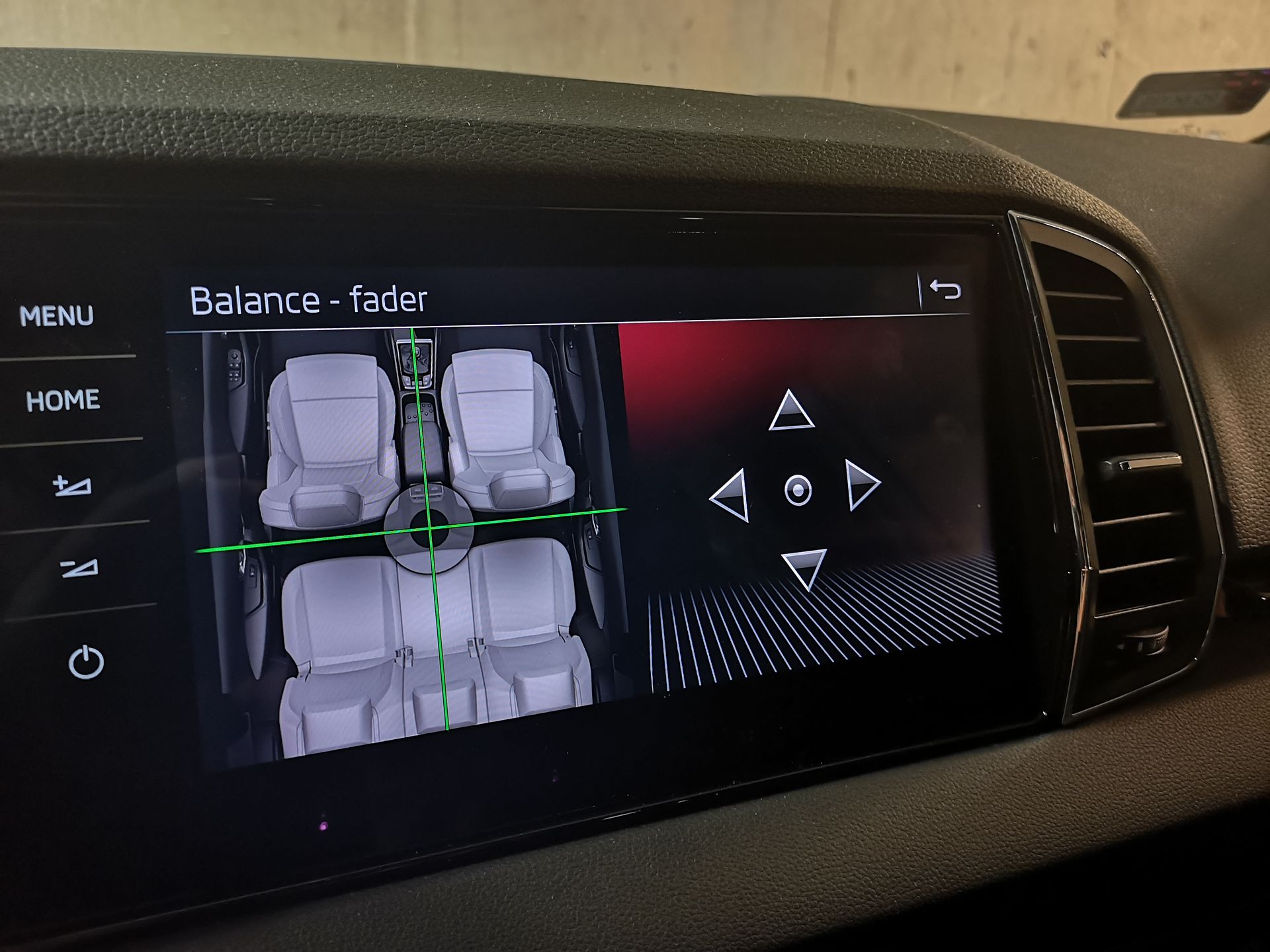 Skoda Karoq: Adaptacyjne zawieszenie, audio Canton i (prawie) zdalny dostęp do auta 10