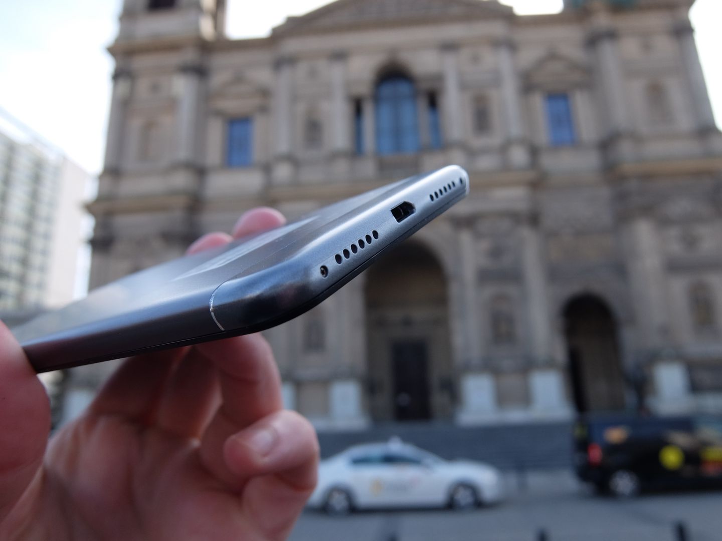 Czy 500 zł wystarczy na telefon "premium"? Minitest MyPhone'a City XL 14