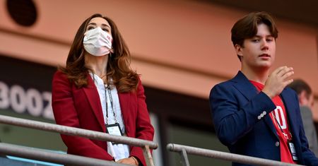 Jego mama jest kopią Kate, a on kiedyś będzie najlepszą partią w Europie. Kim jest książę Christian z Danii?