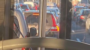 Toruń: Poranny chaos. Autobusy MZK z gigantycznym opóźnieniem