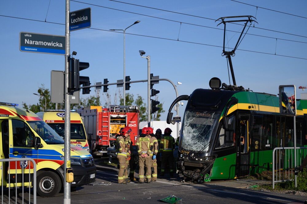 Sześć osób rannych po zderzeniu tramwaju i dźwigu