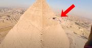 Leciał tuż przy piramidzie. Nagranie jeży włos na głowie