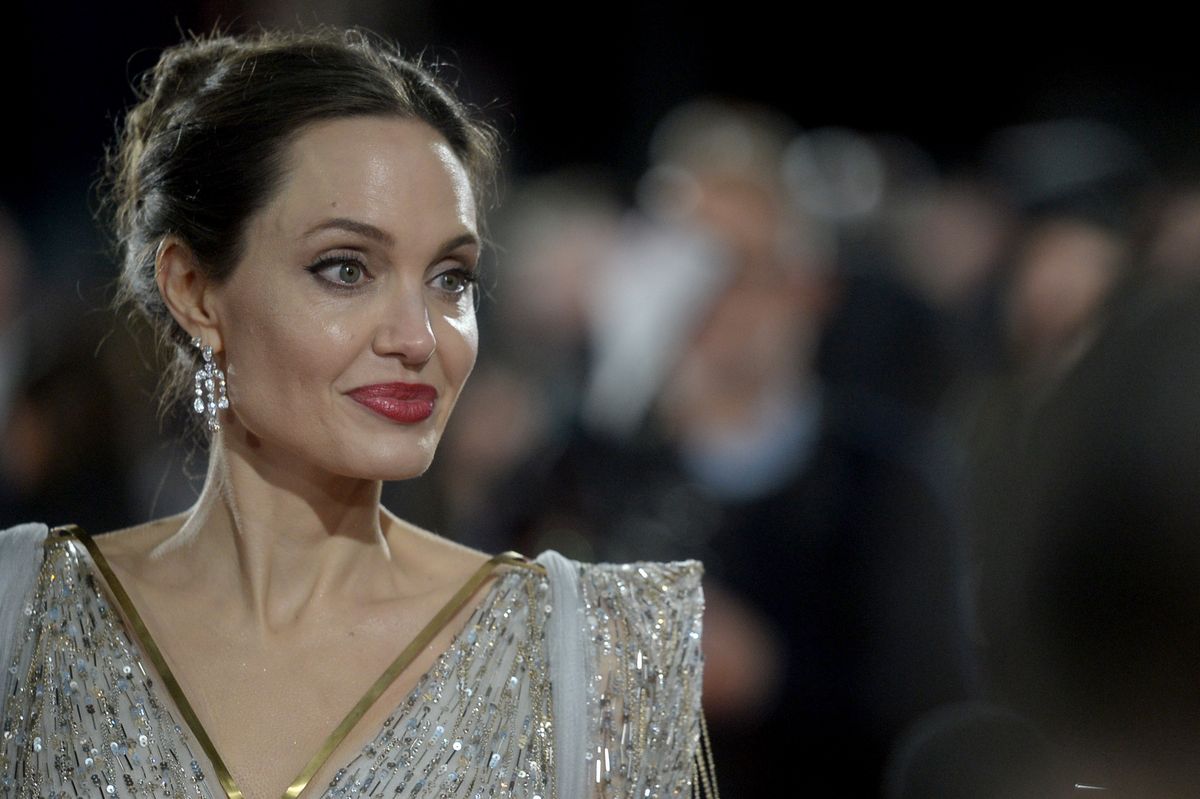 Angelina Jolie sprzedaje obraz Churchilla